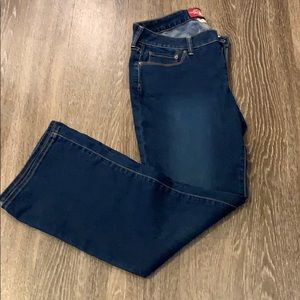 Lucky brand jeans Lola boot